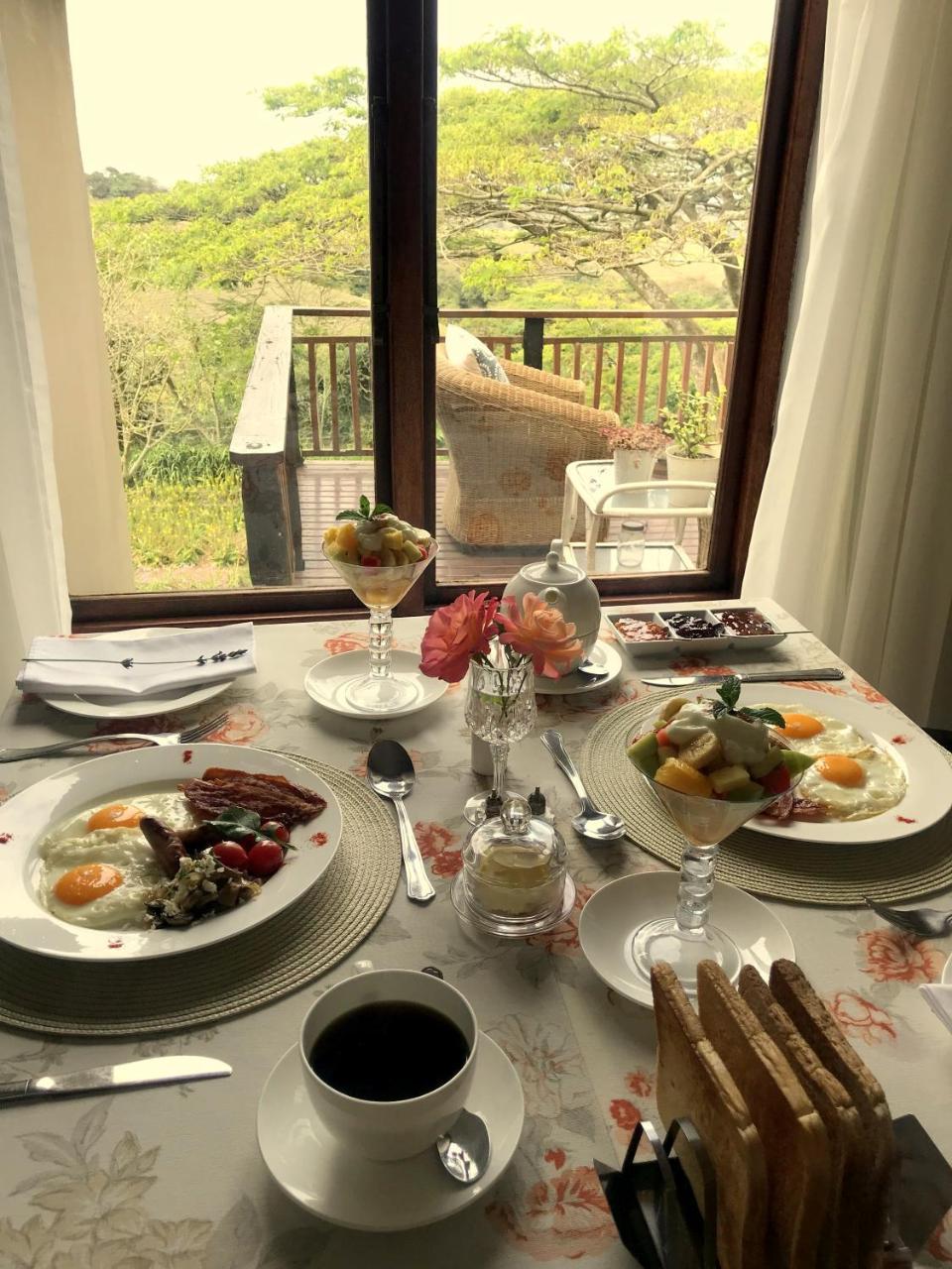 A Kings View Hotel Eshowe Екстериор снимка